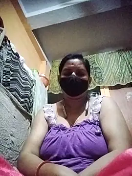 Desi couple305 online show from February 13, 2026, 7:58 pm