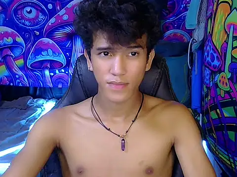kenbigcockxx online show from June 17, 2026, 6:13 am