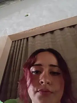 candy  fox  online show from October 27, 2025, 4:30 pm