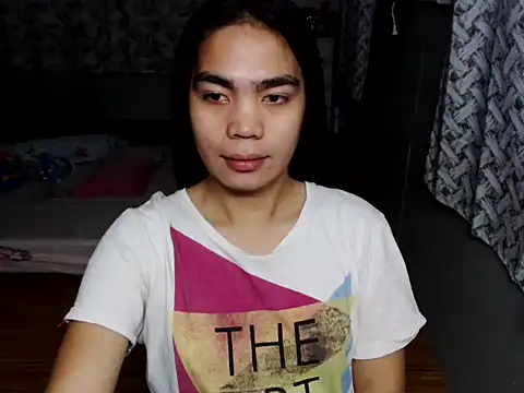 Simple Martina online show from May 15, 2026, 11:52 am