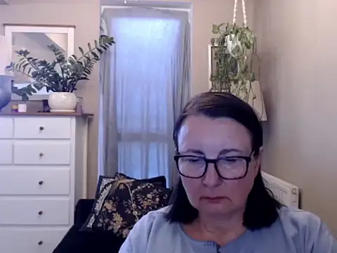 MaryHoney5 online show from September 12, 2025, 12:16 pm