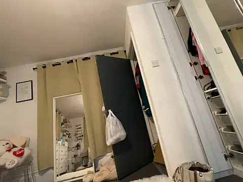 Snapshot of SofiaaBlackk chatting on November 10, 2025, 6:13 pm SofiaaBlackk online show from November 10, 2025, 6:13 pm