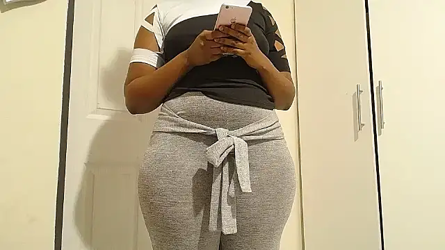 Goddessberry online show from October 12, 2025, 6:20 pm