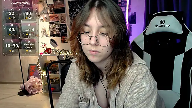 ameliameadd online show from September 21, 2025, 7:57 am