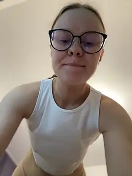  CherryBloom  online show from October 25, 2025, 3:56 pm