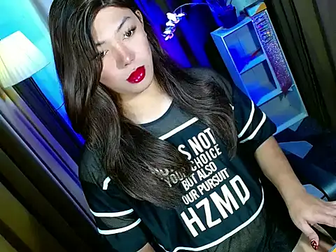 Snapshot of bigfattycocksonya27 chatting on November 9, 2025, 10:19 am bigfattycocksonya27 online show from November 9, 2025, 10:19 am