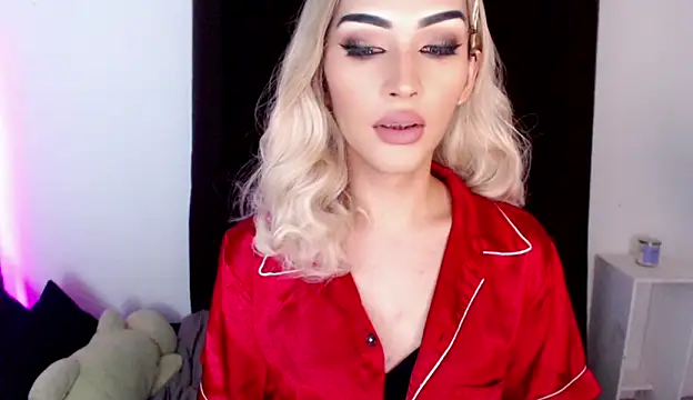 Alicegreenexx online show from June 18, 2026, 5:07 pm