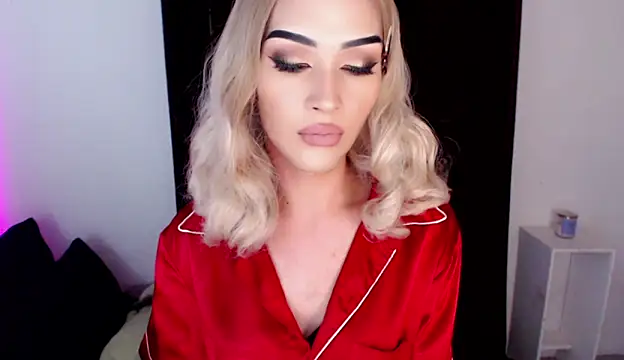 Alicegreenexx online show from June 17, 2026, 10:30 pm