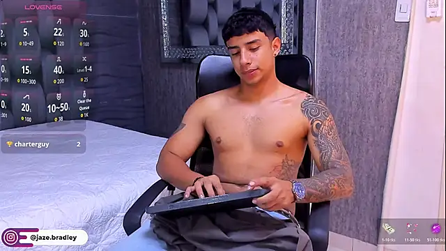 Snapshot of jaze_bradley chatting on October 23, 2025, 11:31 am jaze bradley online show from October 23, 2025, 11:31 am