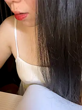 Snapshot of _kween23 chatting on October 28, 2025, 3:11 pm  kween23 online show from October 28, 2025, 3:11 pm