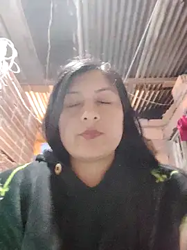 lunna 07 online show from October 5, 2025, 5:53 am