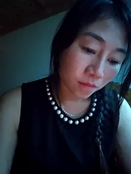 babychill09 online show from October 3, 2025, 12:47 am