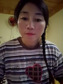 babychill09 online show from October 6, 2025, 12:01 am