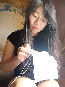 babychill09 online show from September 18, 2025, 2:58 am