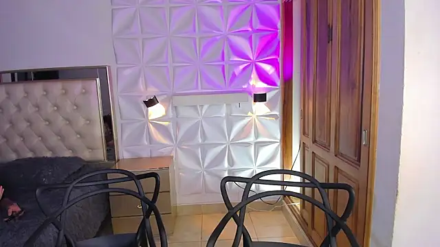 Snapshot of austin_rouse chatting on February 11, 2026, 8:09 pm austin rouse online show from February 11, 2026, 8:09 pm