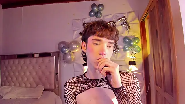 Snapshot of austin_rouse chatting on January 16, 2026, 9:41 pm austin rouse online show from January 16, 2026, 9:41 pm