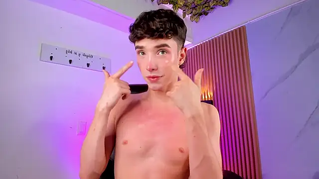 austin rouse online show from April 21, 2026, 7:53 pm