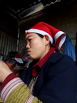 jienrrr online show from February 11, 2026, 4:56 am