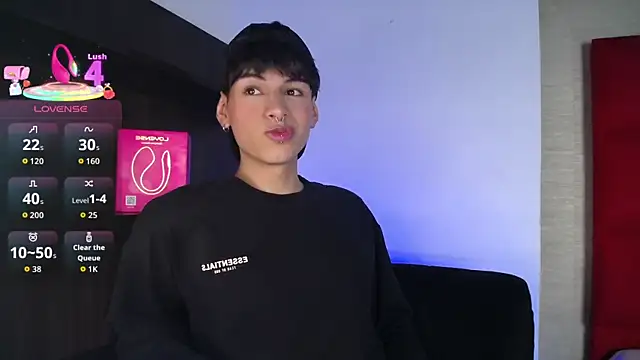 Snapshot of Ezra_Storm chatting on September 11, 2025, 5:07 am Ezra Storm online show from September 11, 2025, 5:07 am