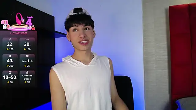 Snapshot of Ezra_Storm chatting on September 10, 2025, 5:17 am Ezra Storm online show from September 10, 2025, 5:17 am