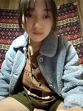 Zhan99999 online show from November 11, 2025, 12:22 pm