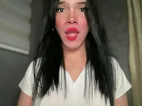 Snapshot of Misselliefayexxx chatting on June 21, 2026, 9:26 am Misselliefayexxx online show from June 21, 2026, 9:26 am