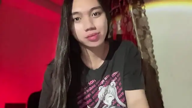 Snapshot of kat_mire chatting on October 29, 2025, 4:39 pm kat mire online show from October 29, 2025, 4:39 pm