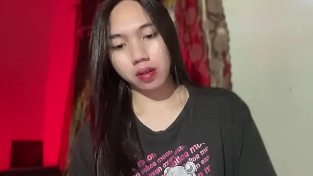 Snapshot of kat_mire chatting on October 30, 2025, 4:48 pm kat mire online show from October 30, 2025, 4:48 pm