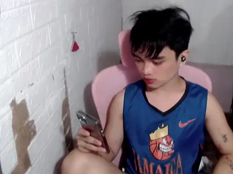 sexysam14 online show from May 17, 2026, 5:57 pm