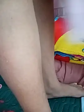 Snapshot of Yoo_j chatting on November 4, 2025, 1:31 am Yoo j online show from November 4, 2025, 1:31 am