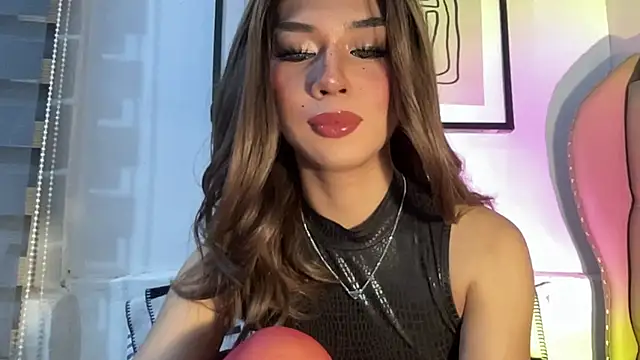 solana imani online show from October 23, 2025, 4:49 pm