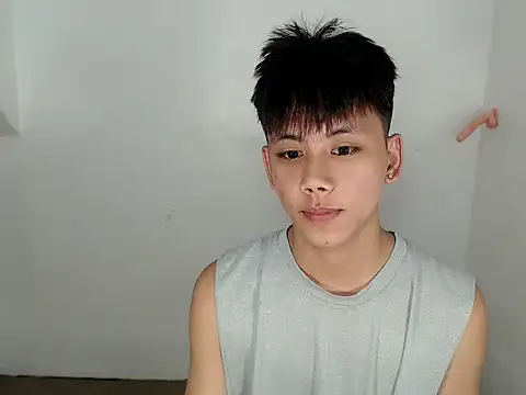 Snapshot of ynotyu chatting on June 7, 2026, 2:39 am ynotyu online show from June 7, 2026, 2:39 am