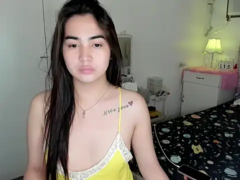 Snapshot of Alovelydoll_nica chatting on May 15, 2026, 1:36 am Alovelydoll nica online show from May 15, 2026, 1:36 am