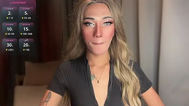 Snapshot of Lust-sluttymira chatting on October 17, 2025, 2:19 pm Lust-sluttymira online show from October 17, 2025, 2:19 pm