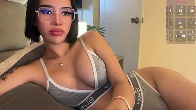 Snapshot of s1nfulbarbie chatting on May 23, 2026, 4:00 am s1nfulbarbie online show from May 23, 2026, 4:00 am