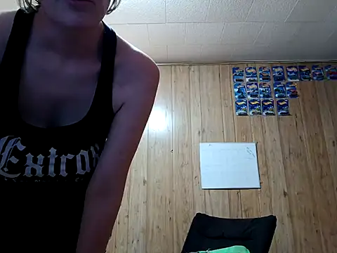 Snapshot of meateater74553 chatting on October 8, 2025, 10:10 pm meateater74553 online show from October 8, 2025, 10:10 pm