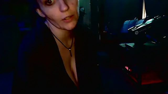 Snapshot of meateater74553 chatting on September 19, 2025, 4:33 pm meateater74553 online show from September 19, 2025, 4:33 pm