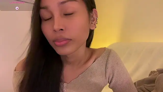 Snapshot of _sexyanne69_ chatting on November 28, 2025, 8:42 pm sexyanne69 online show from November 28, 2025, 8:42 pm