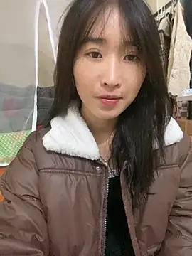 Snapshot of oneyou_400 chatting on November 17, 2025, 12:53 pm oneyou 400 online show from November 17, 2025, 12:53 pm