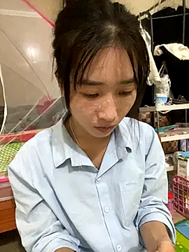 Snapshot of oneyou_400 chatting on November 6, 2025, 2:10 pm oneyou 400 online show from November 6, 2025, 2:10 pm