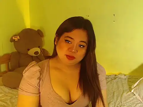 Snapshot of Im_ur_mother chatting on October 9, 2025, 1:11 pm Im ur mother online show from October 9, 2025, 1:11 pm