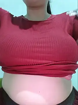 Snapshot of Shiny_Babe chatting on June 8, 2026, 1:22 pm Shiny Babe online show from June 8, 2026, 1:22 pm