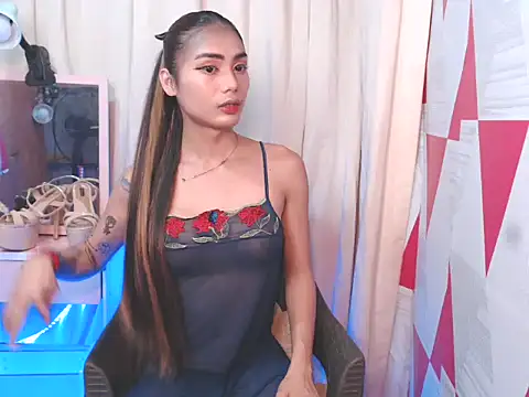 miss-miya online show from November 8, 2025, 12:42 pm