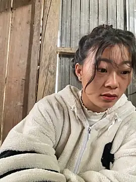 isaaa5 online show from November 14, 2025, 3:32 am