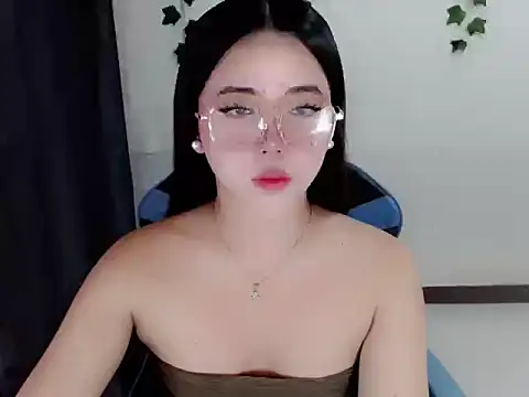 Snapshot of petite_paulax chatting on November 13, 2025, 5:17 pm petite paulax online show from November 13, 2025, 5:17 pm