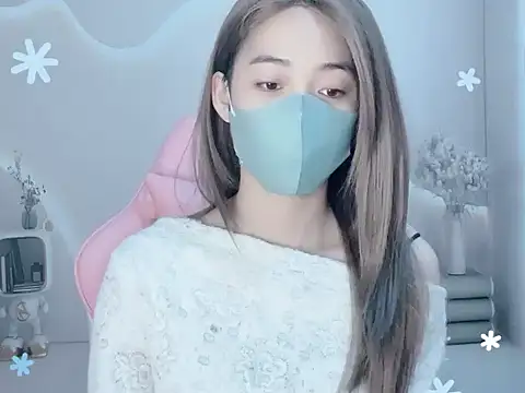 Snapshot of _KiuAnh_22 chatting on November 18, 2025, 10:45 pm KiuAnh 22 online show from November 18, 2025, 10:45 pm