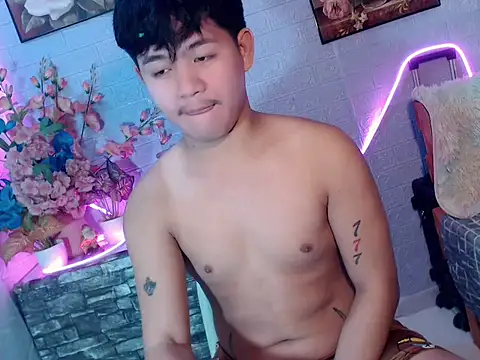 Snapshot of Albertx_Destroyer69 chatting on June 1, 2026, 1:28 am Albertx Destroyer69 online show from June 1, 2026, 1:28 am
