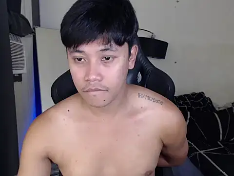 alexsuckable01 online show from September 12, 2025, 5:56 pm