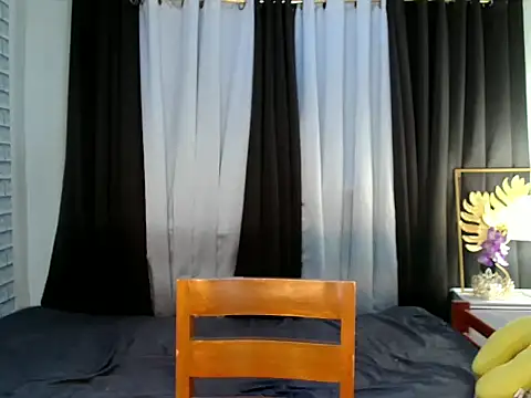  Carmilla online show from November 18, 2025, 4:32 pm