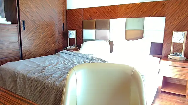 Snapshot of babylilly00 chatting on October 3, 2025, 1:12 pm babylilly00 online show from October 3, 2025, 1:12 pm